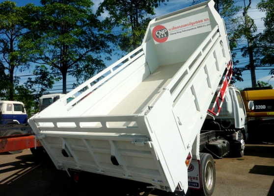 SK-36 ISUZU NPR การ์ตูน  กระบะดั้มพ์ 4 เมตร กระบอกดั้มพ์ 4 TON 6 ล้อ รถสวยสภาพพร้อมใชั