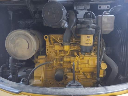 ขายรถขุด CATERPILLAR รุ่น 304 เก่านอกแท้ มีเอกสารใบอินวอย รถไม่เคยใช้งานในไทย แทรกเหล็ก มีลายหัวกระแทก สนใจโทร : 099-907-9273กิ๊ฟ