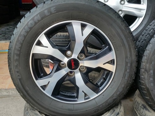 ขายล้อTOYOTA VIGO TRD 16 ยาง ปี 14   4 ล้อ