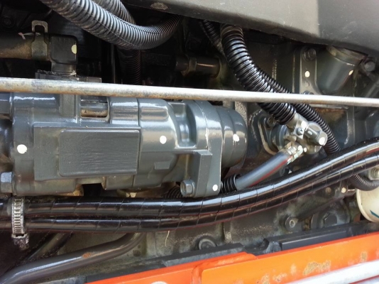 คูโบต้า L4708 4 WD พร้อมใบมีดตราช้าง ทำงาน 890 ชั่วโมง ปี 2556