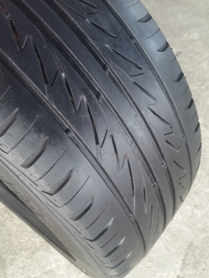 ขายยาง215/50/17 ปี 13 BRIDGESTONE MY02 2 เส้น ขายยาง215/50/17 ปี 13 BRIDGESTONE MY02 2 เส้น