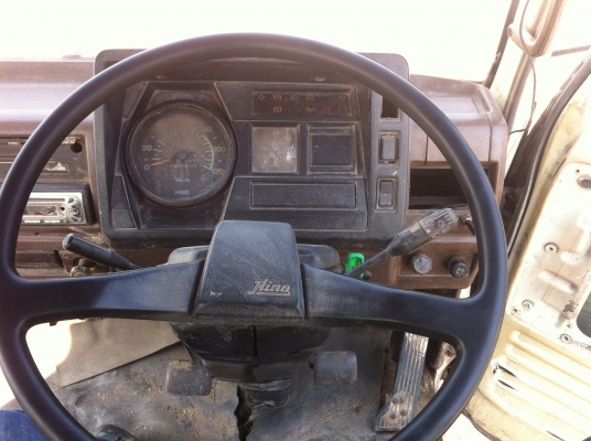 ขายรถ 6ล้อHINO117( ลดราคาลงสุดๆแล้วคับ)