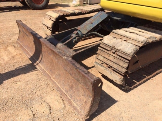 ขายรถแบคโฮ KOMATSU PC60-7 สภาพสวยพร้อมใช้ นำเข้าจากญี่ปุ่น มีVDOการทำงานครับ