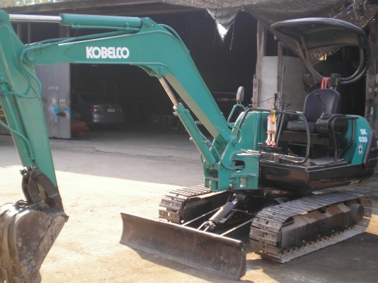 ขายรถแบคโฮ KOBELCO SK 030 ขายรถแบคโฮ KOBELCO SK 030