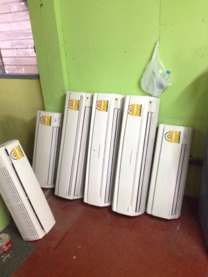 **** ขายแอร์ DAIKIN 18000 BTU สภาพสวย ****
