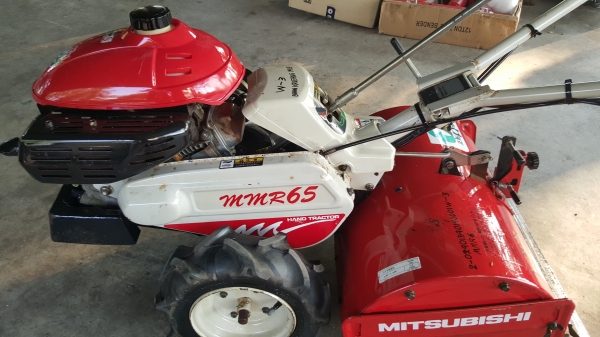 รถพรวนดิน รถพรวนดิน