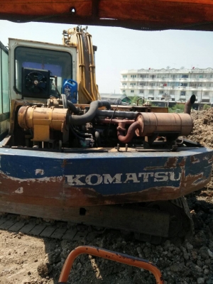 Komatsu pc120-3