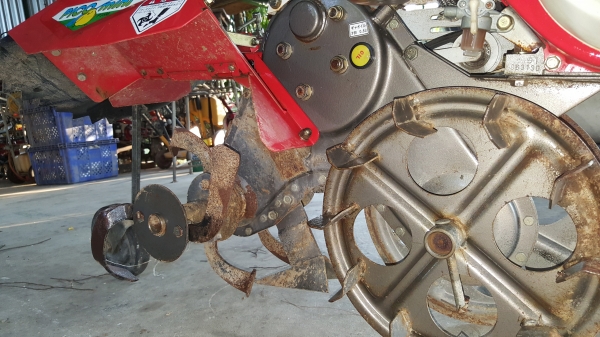 รถพรวนดิน สาดออกข้าง พร้อมใช้งาน สภาพเดิมๆๆแต่สวย