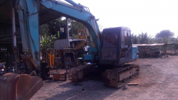 ขายด่วน KOBELCO SK100 MART II สภาพพร้อมใช้งาน รถแรงเร็ว ทำงานปกติ ไม่โหลดครับ เครื่องปั้มดีเยี่ยม โซ่สวย เอกสารสัญญาซื้อขาย