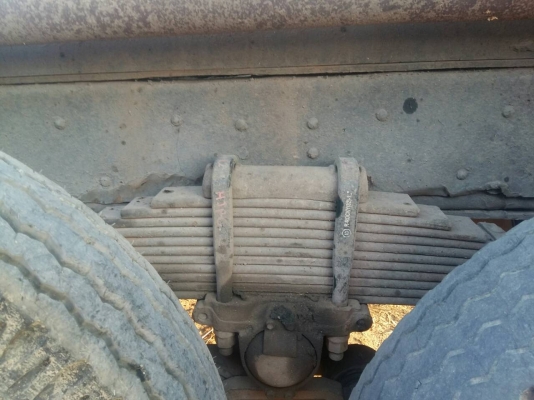 รถสิบล้อ isuzuร็อคกี้ เพลาเดียว เครื่อง 6BG เกียร์ร็อค ช่วงล่าง 195 เบรกจิฟฟี่พวงมาลัยเพาเวอร์ เครื่องดีคันซีสวย เอกสารพร้อมโอน