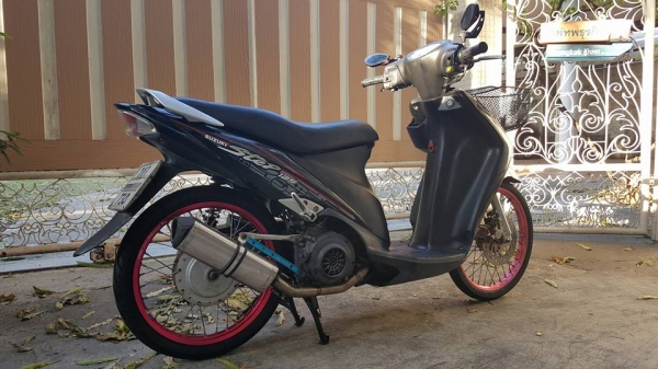ขออนุญาติขาย SUZUKI STEP 125 CC แต่งซิ่งจัดเต็ม ฟรีค่าโอน