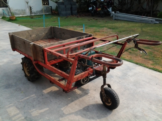 ขายรถบรรทุกล้อยาง เก่าญี่ปุ่น ราคาถูก