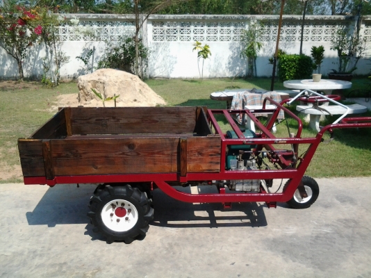 ขายรถบรรทุกล้อยาง เก่าญี่ปุ่น ราคาถูก