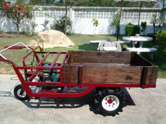 ขายรถบรรทุกล้อยาง เก่าญี่ปุ่น ราคาถูก