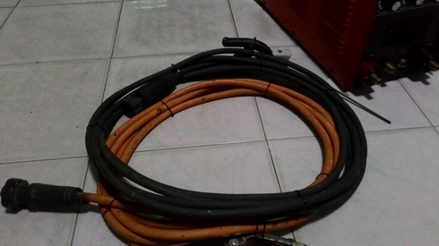 ตู้เชื่อมระบบซุปเปอร์อินเวอร์เตอร์ เวลโปร 2 ระบบ mma และ tig ขนาด 250 แอมป์ สภาพดีครับ