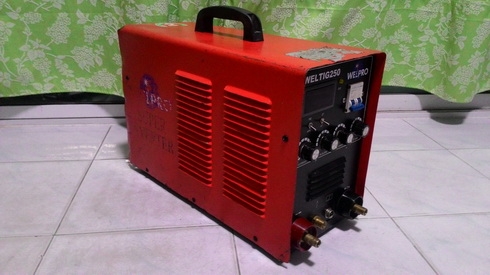 ตู้เชื่อมระบบซุปเปอร์อินเวอร์เตอร์ เวลโปร 2 ระบบ mma และ tig ขนาด 250 แอมป์ สภาพดีครับ