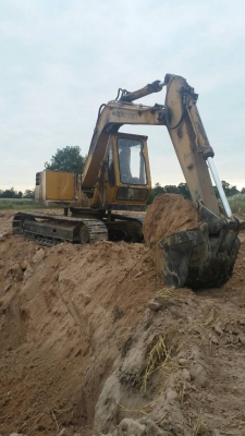 ขายด่วน KOMATSU PC60-2 เครื่องเดิมปั้มเดิม เครื่องดี ปั้มดี รถแรงเร็วทำงาน ไม่โหลด รถทำงานทุกวัน เอกสารสัญญาซื้อขาย