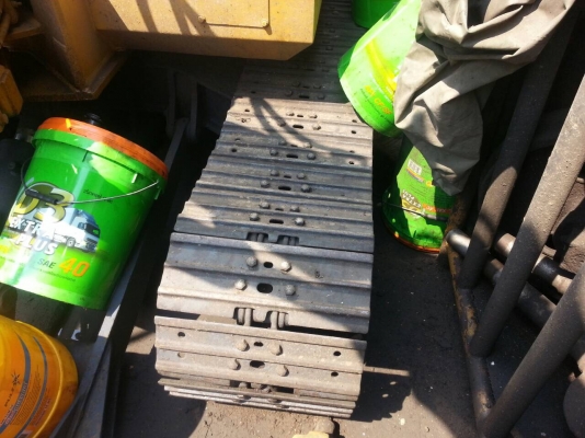 Komatsu Pc40-6 เครื่องเดิม ปั้มเดิม รถพร้อมใช้ ตู้เก๋งครบ เอกสารใบซื้อขาย