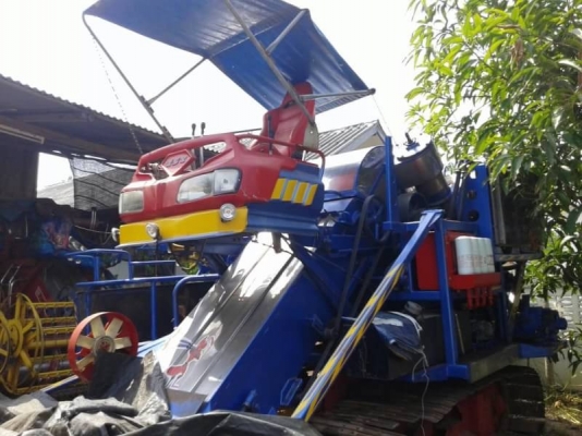 ขายรถเกี่ยวข้าวไทยเส็งยนต์ กระสอบ เครื่อง JO8C-210 แรง ตัวเดิน 10ht รอลเลอร์ 8 ลูก โซ่ 45 ข้อ ขายรถเกี่ยวข้าวไทยเส็งยนต์ กระสอบ เครื่อง JO8C-210 แรง ตัวเดิน 10ht รอลเลอร์ 8 ลูก โซ่ 45 ข้อ