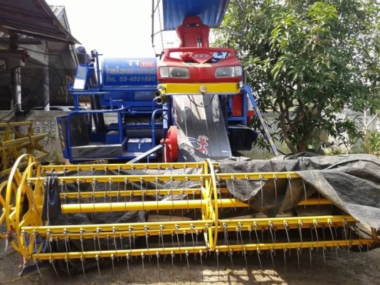 ขายรถเกี่ยวข้าวไทยเส็งยนต์ กระสอบ เครื่อง JO8C-210 แรง ตัวเดิน 10ht รอลเลอร์ 8 ลูก โซ่ 45 ข้อ ขายรถเกี่ยวข้าวไทยเส็งยนต์ กระสอบ เครื่อง JO8C-210 แรง ตัวเดิน 10ht รอลเลอร์ 8 ลูก โซ่ 45 ข้อ