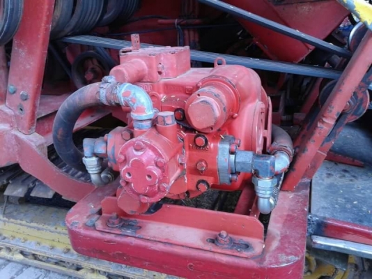 ขายรถเกี่ยวข้าว ไทยเส็งยนต์ พญามด เครื่อง JO8C turbo-240 แรง ตูนวด 6.5