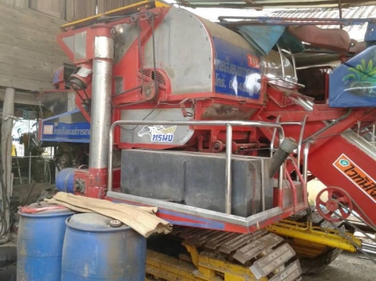 ขายรถเกี่ยวข้าว ไทยเส็งยนต์ พญามด เครื่อง JO8C turbo-240 แรง ตูนวด 6.5