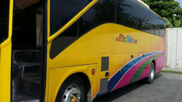 Bus Nissan ทั้งคัน