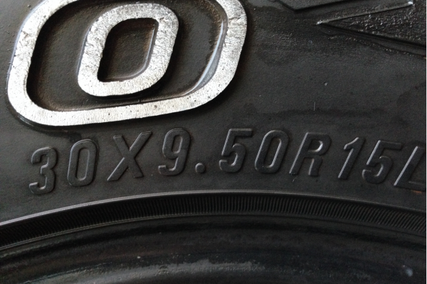 ยาง All Maxxis 30 9.5 R15 ดอกดีพร้อมใช้งาน ราคาไม่แพง