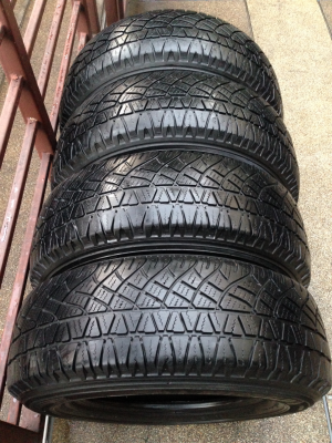 ยาง Michelin Latitude cross 225 70 15 ปี12 ดอกเต็ม พร้อมใช้งาน ราคาไม่แพง