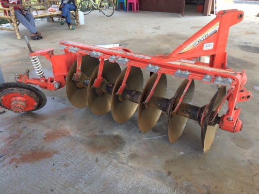 ขายด่วนL4708 รถปี56 เล่่่่่่่่่่่่่่่่่่่่่่่่่่่่่่มพร้อมรถสวยสีเดิม 800 กว่าชั่วโมง ผานหน้า+ผานหลัง  สนใจ 084-5486359 สุชาติ,088-8831878  รถอยู่ จ. สุรินทร์ . อ สนม