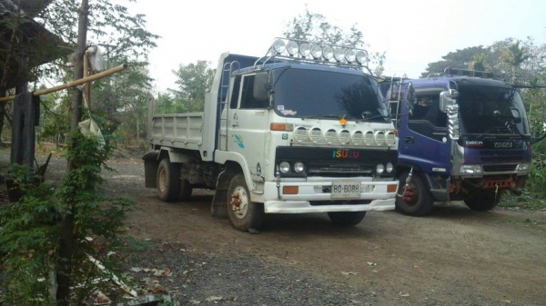 รถหกล้อ JCM สวย เครื่อง175 คันซีFRR120 แอร์พาวเวอร์สวยพร้อมใช้ รถหกล้อ JCM สวย เครื่อง175 คันซีFRR120 แอร์พาวเวอร์สวยพร้อมใช้