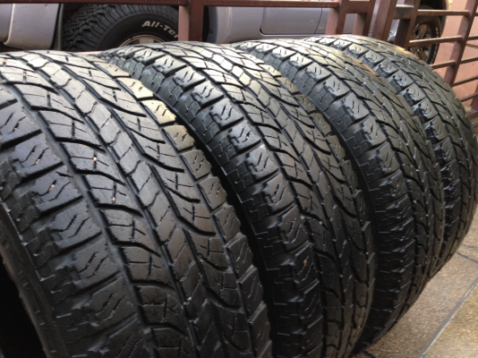 ยาง All Yokohama 265 70 16 ดอกสวย พร้อมใช้งาน ราคาไม่แพง