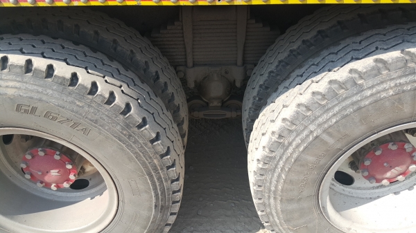 ขายรถพ่วง 24 ล้อ แม่-ลูก กระบะเนียมคอกเกษตรดั้ม อู่.ซุ้นชัย ISUZU จิก้า เครื่อง.6WA1-360 แรง เกียร์อีตั้น รถใช้งานอยู่ ราคา.1650000 สนรถสวยรีบจองด่วน