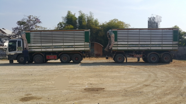 ขายรถพ่วง 24 ล้อ แม่-ลูก กระบะเนียมคอกเกษตรดั้ม อู่.ซุ้นชัย ISUZU จิก้า เครื่อง.6WA1-360 แรง เกียร์อีตั้น รถใช้งานอยู่ ราคา.1650000 สนรถสวยรีบจองด่วน