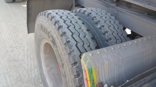 ขายรถพ่วง 24 ล้อ แม่-ลูก กระบะเนียมคอกเกษตรดั้ม อู่.ซุ้นชัย ISUZU จิก้า เครื่อง.6WA1-360 แรง เกียร์อีตั้น รถใช้งานอยู่ ราคา.1650000 สนรถสวยรีบจองด่วน