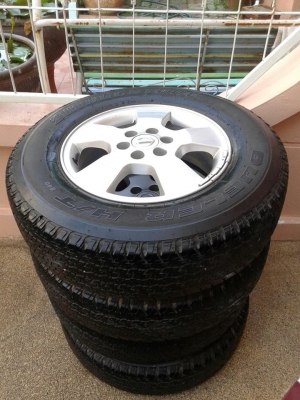 ขาย MAX พร้อมยาง NISSAN NAVARA ขอบ16 สภาพดี 6800