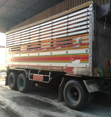 สิบล้อ อีซูซุ 320ปี49 แม่ลูก 3คาน ดั้มมีเนียมค็อกเกษตร สภาพเดิมๆสวยพร้อมใช้ เล่มทะเบียนพร้อมโอน มี2พ่วง ขายพ่วงละ 2,150,000บ ต่อรองได้ จ้า