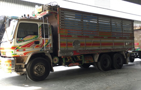 สิบล้อ อีซูซุ 320ปี49 แม่ลูก 3คาน ดั้มมีเนียมค็อกเกษตร สภาพเดิมๆสวยพร้อมใช้ เล่มทะเบียนพร้อมโอน มี2พ่วง ขายพ่วงละ 2,150,000บ ต่อรองได้ จ้า