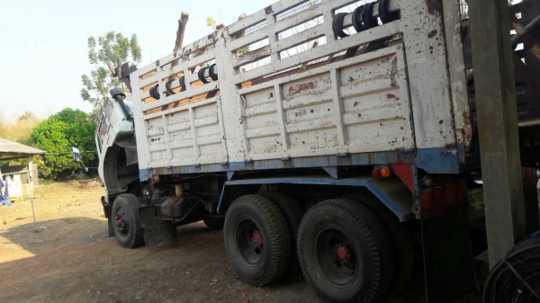 สิบล้อ ฮีโน่ KT725 EH700 ดั้ม 2เพา สโลส สภาพเดิมๆสวยพร้อมใช้ เล่มทะเบียนพร้อมโอน