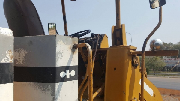 ขาย รถตัก KOMATSU 510 กรองคู่ สภาพพร้อมใช้งาน ต่อแขนเรียบร้อย ยางดี 4 เส้น ราคาต่อรองได้ ขาย รถตัก KOMATSU 510 กรองคู่ สภาพพร้อมใช้งาน ต่อแขนเรียบร้อย ยางดี 4 เส้น ราคาต่อรองได้