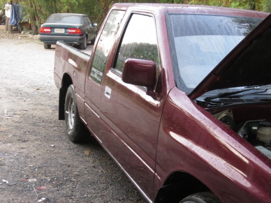 Isuzu TFR 93 มังกรทอง 2500 90 Hp สีสด ๆ สวยๆ บางทั้งคันพร้อมใช้งาน