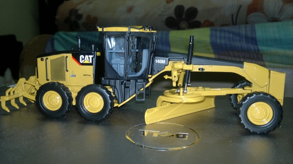 ขาย รถ caterpillar รุ่น 140M