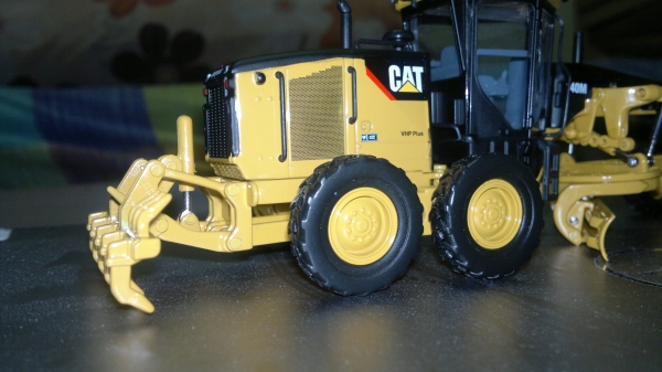 ขาย รถ caterpillar รุ่น 140M ขาย รถ caterpillar รุ่น 140M