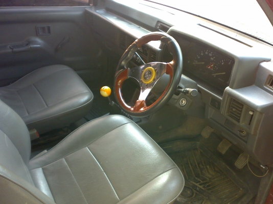 ขายแอร์โรบอดี้ สีแดง ปี95