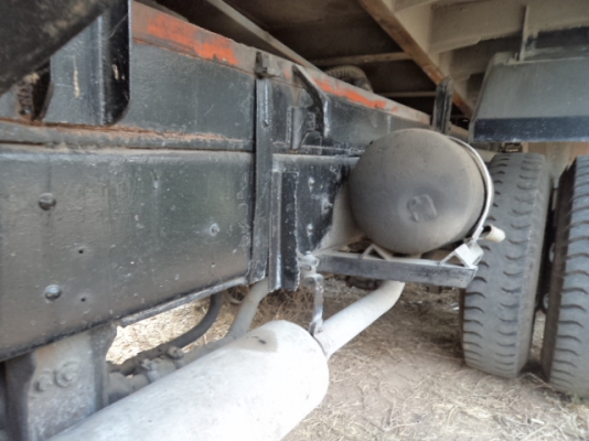 ขายรถ10ล้ออีซูซุร็อก ดั้มพื้นเรียบ เครื่อง180แรงม้า สภาพสวยพร้อมใช้