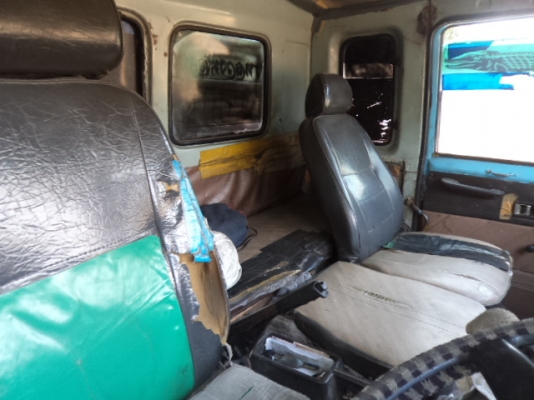 ขายรถ10ล้ออีซูซุร็อก ดั้มพื้นเรียบ เครื่อง180แรงม้า สภาพสวยพร้อมใช้