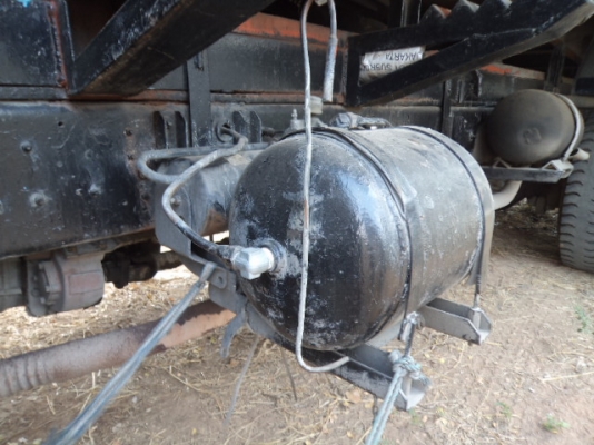 ขายรถ10ล้ออีซูซุร็อก ดั้มพื้นเรียบ เครื่อง180แรงม้า สภาพสวยพร้อมใช้