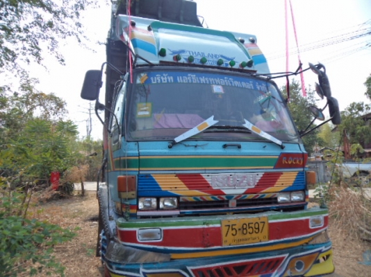 ขายรถ10ล้ออีซูซุร็อก ดั้มพื้นเรียบ เครื่อง180แรงม้า สภาพสวยพร้อมใช้