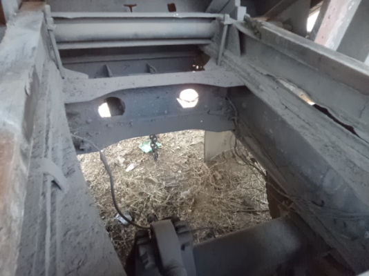 ขายรถ10ล้ออีซูซุร็อก ดั้มพื้นเรียบ เครื่อง180แรงม้า สภาพสวยพร้อมใช้