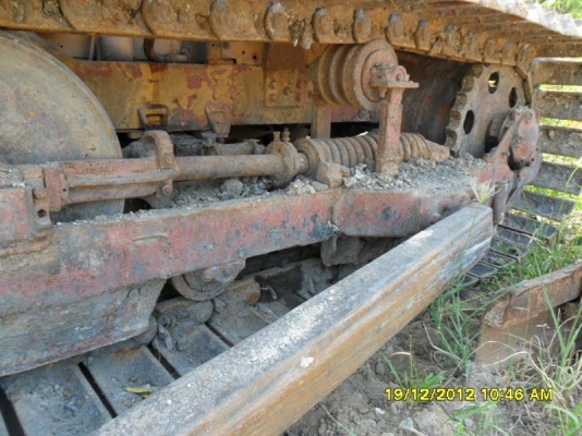 Catterpillar D4E เกียร์ธรรมดา หัวฉีดไดเร็ค ตีนเป็ด Catterpillar D4E เกียร์ธรรมดา หัวฉีดไดเร็ค ตีนเป็ด